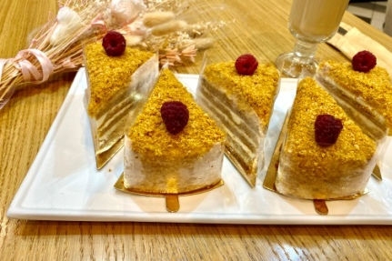 Пирожное медовое 