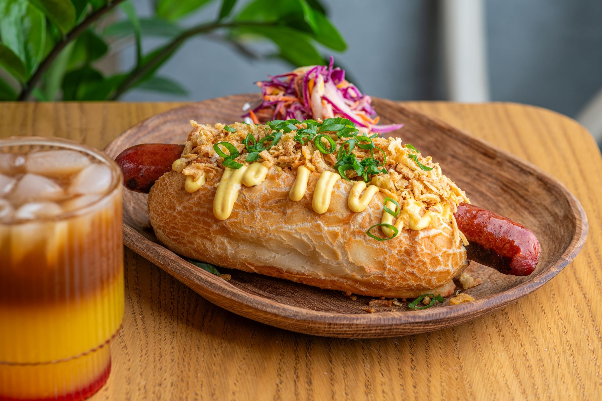 Хот дог Уго с куриной сосиской 