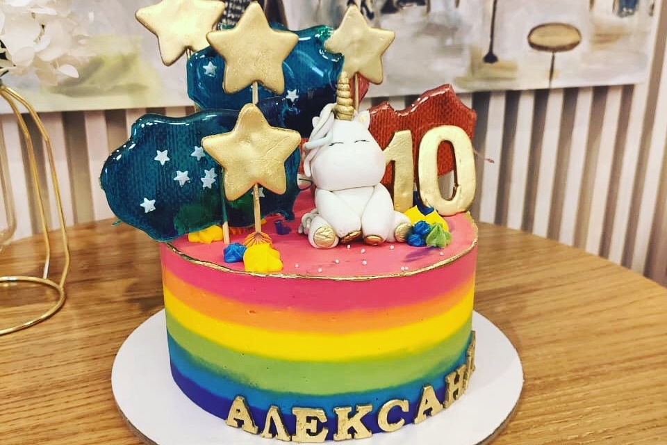 Торт радужный 